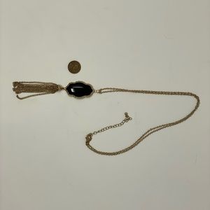 Black pendant tassel necklace